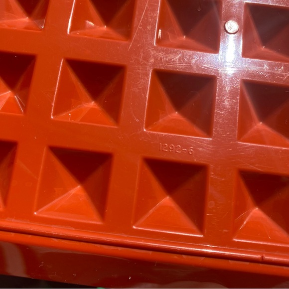 Tupperware - Vintage sausage / Hotdog 🌭 keeper - Picture 6 of 8